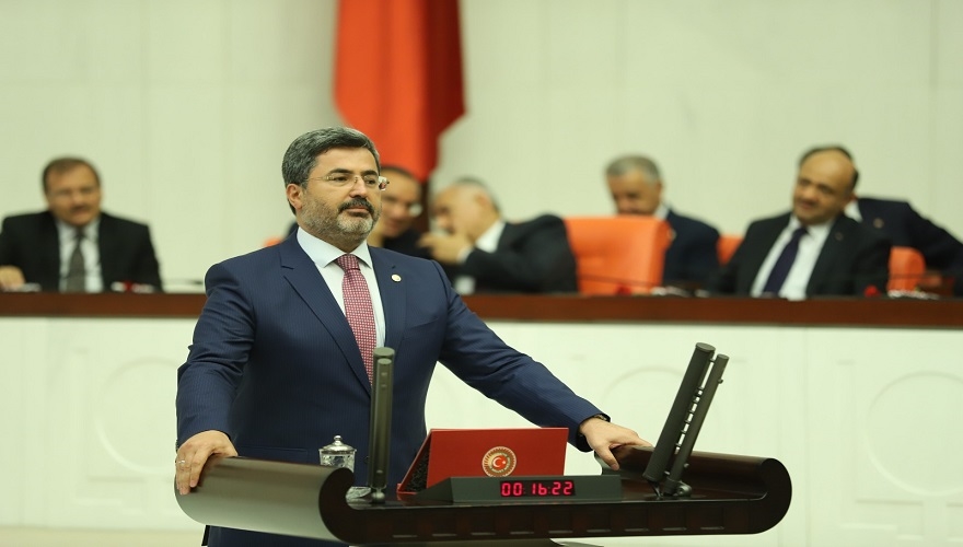 Özkaya AK Parti Milletin Emrinde 19 Yıldır Destan Yazıyor