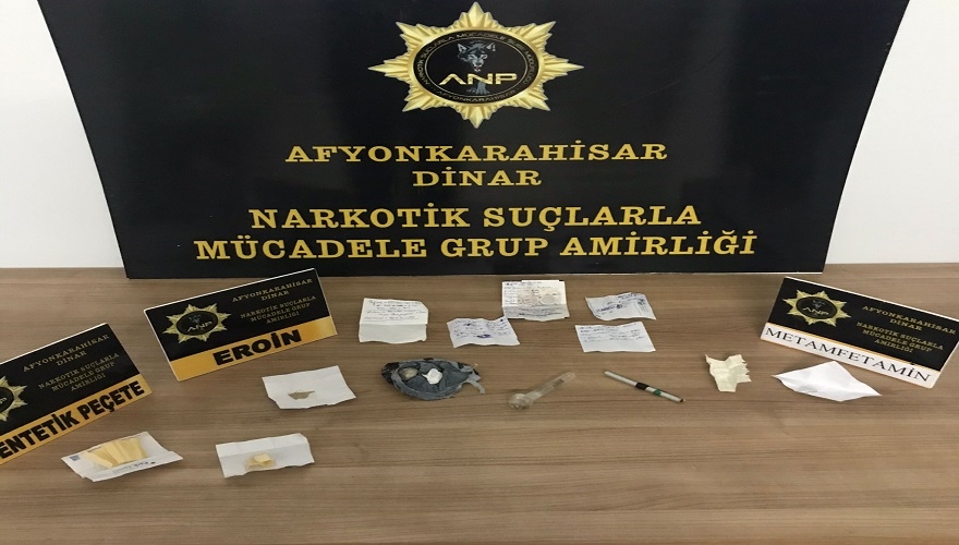 Antalyadan yola çıkan uyuşturucu satıcısı Dinarda yakalandı