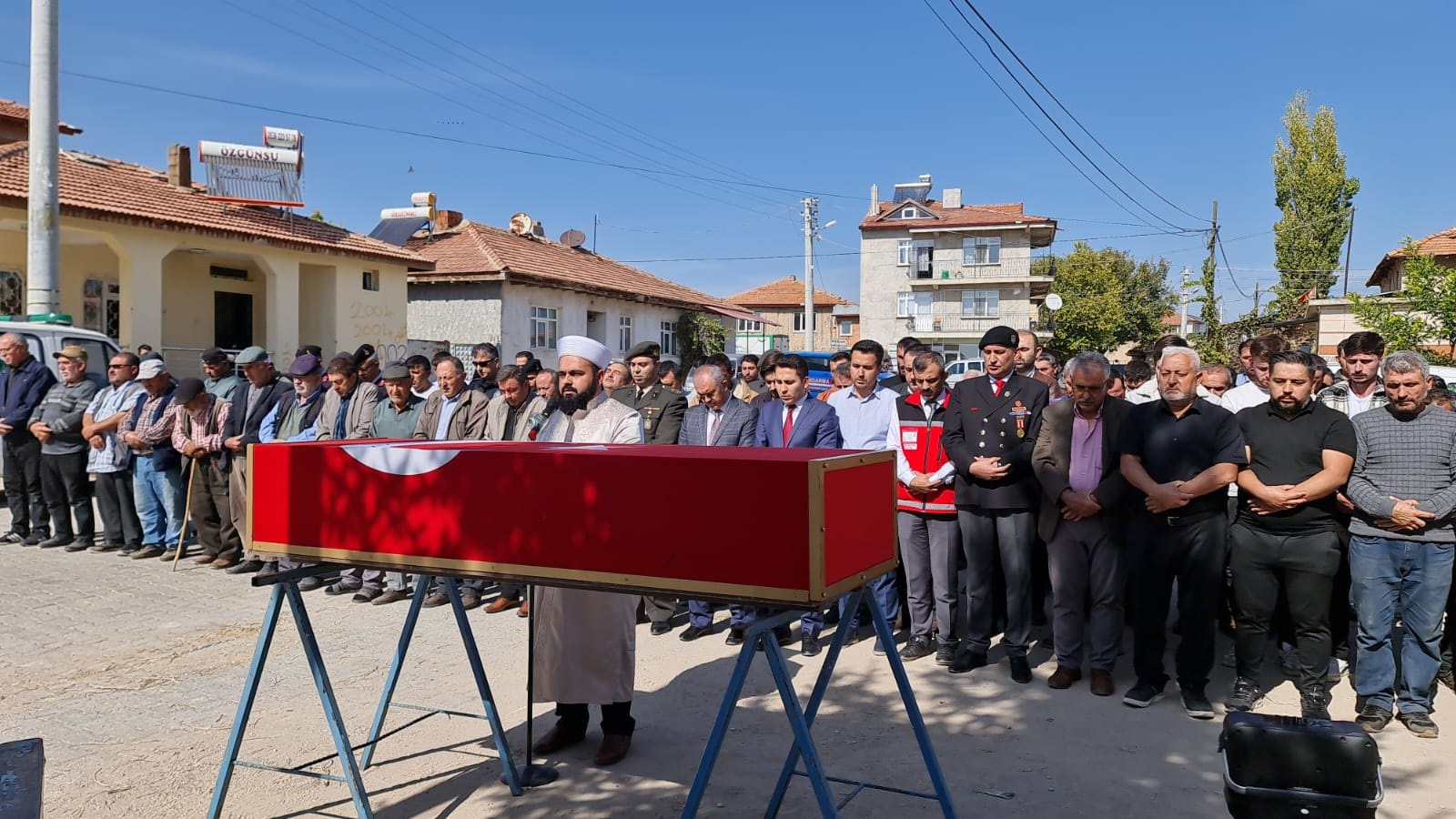 Kendi mezarını bir yıl önceden hazırlamış!