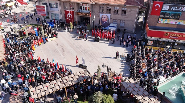 Sandıklı’da 29 Ekim Cumhuriyet Bayramı Coşkuyla Kutlandı