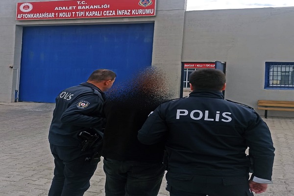 Israrlı takip suçu kapsamında yakalandı