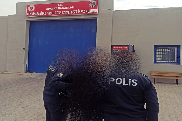 Kredi dolandırıcısı yakalandı