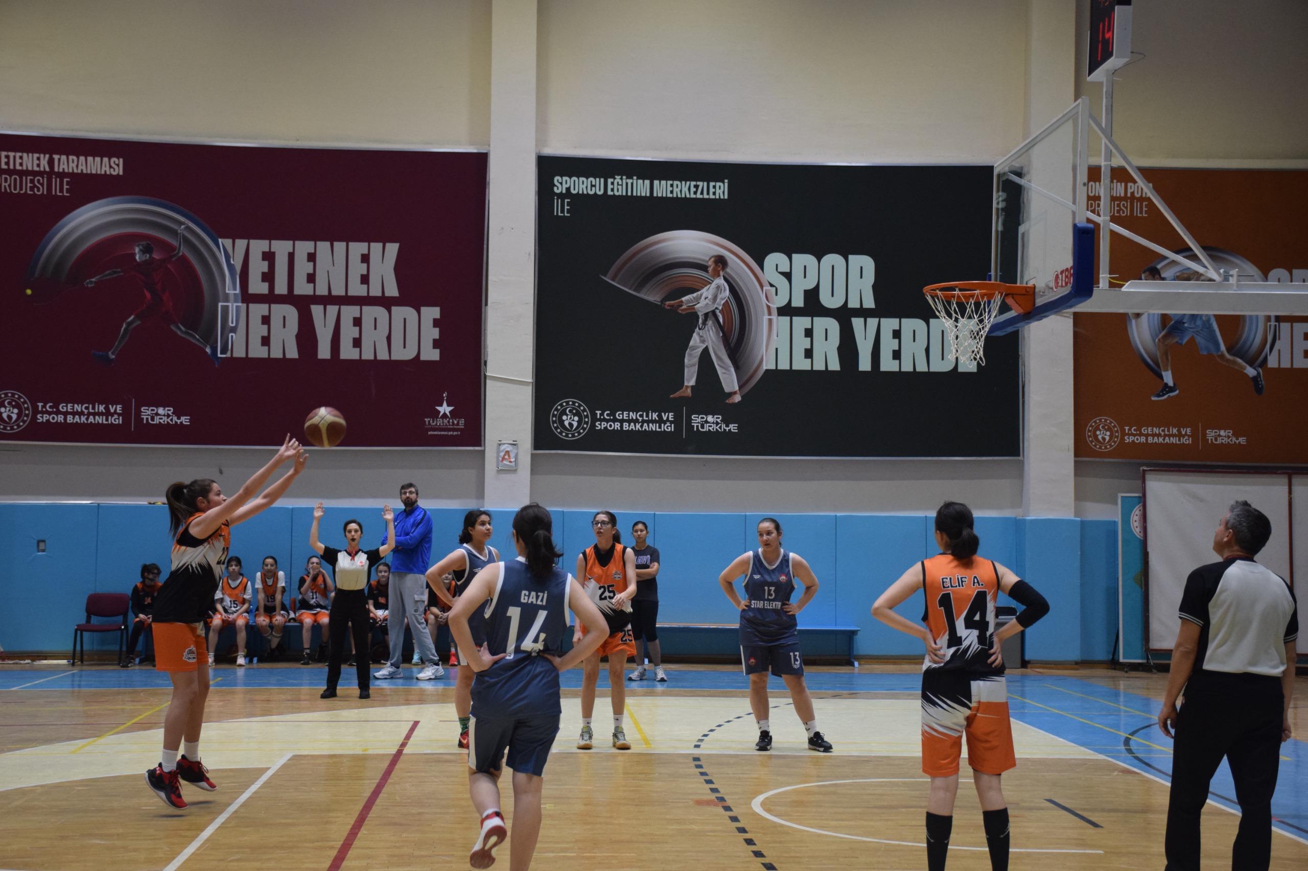 U16 Kızlar Kulüp Basketbol Müsabakaları Tınaztepe Spor Salonu’nda Tamamlandı