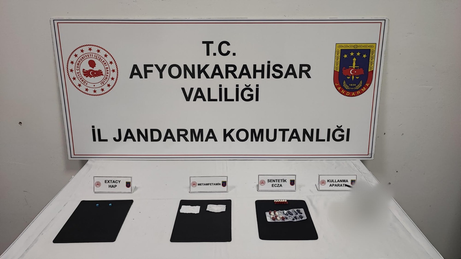 Jandarma ekipleri üst aramasında ele geçirdi