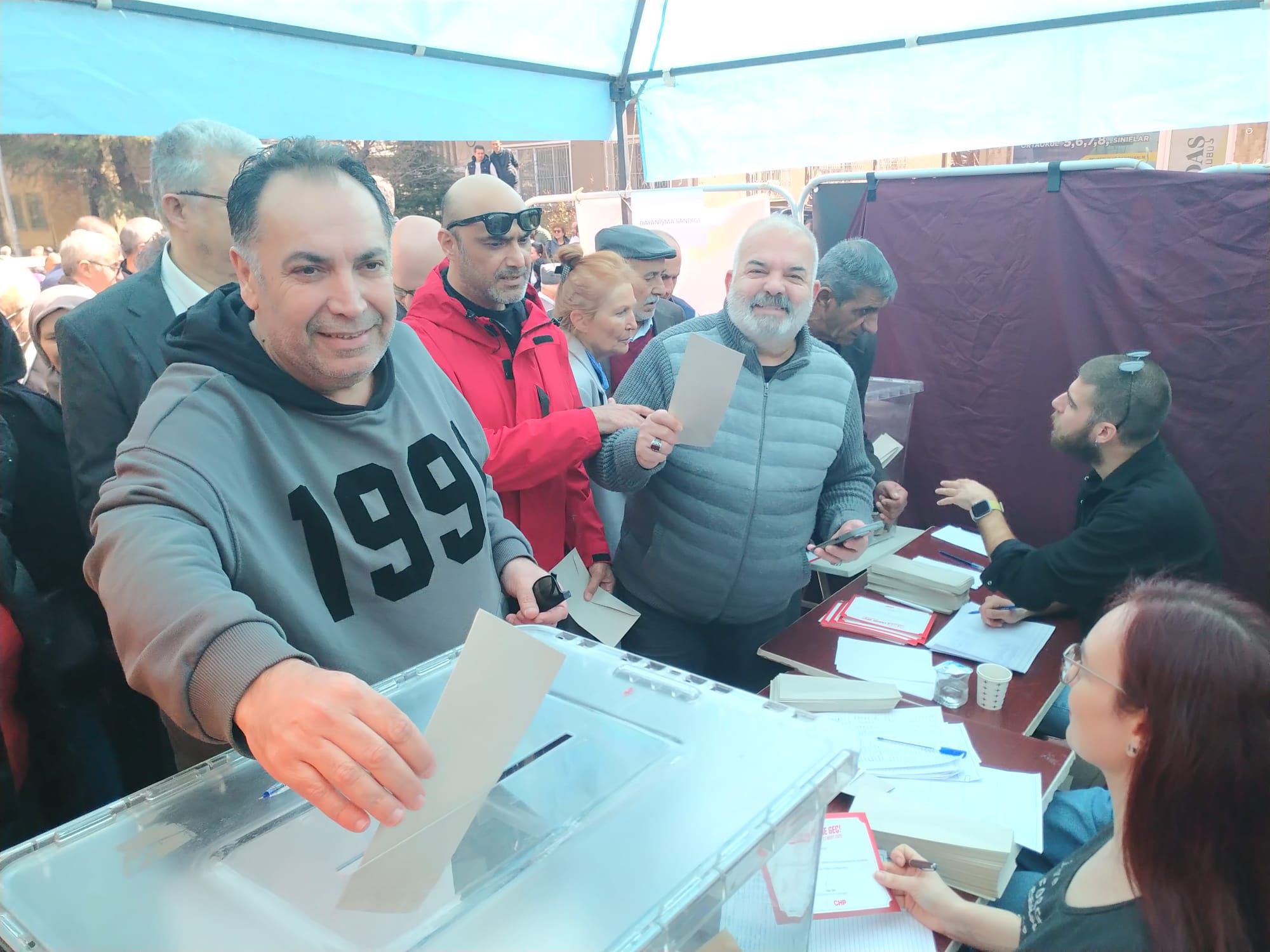 CHP Cumhurbaşkanı Adayını belirlemek için dayanışma sandığı kurdu