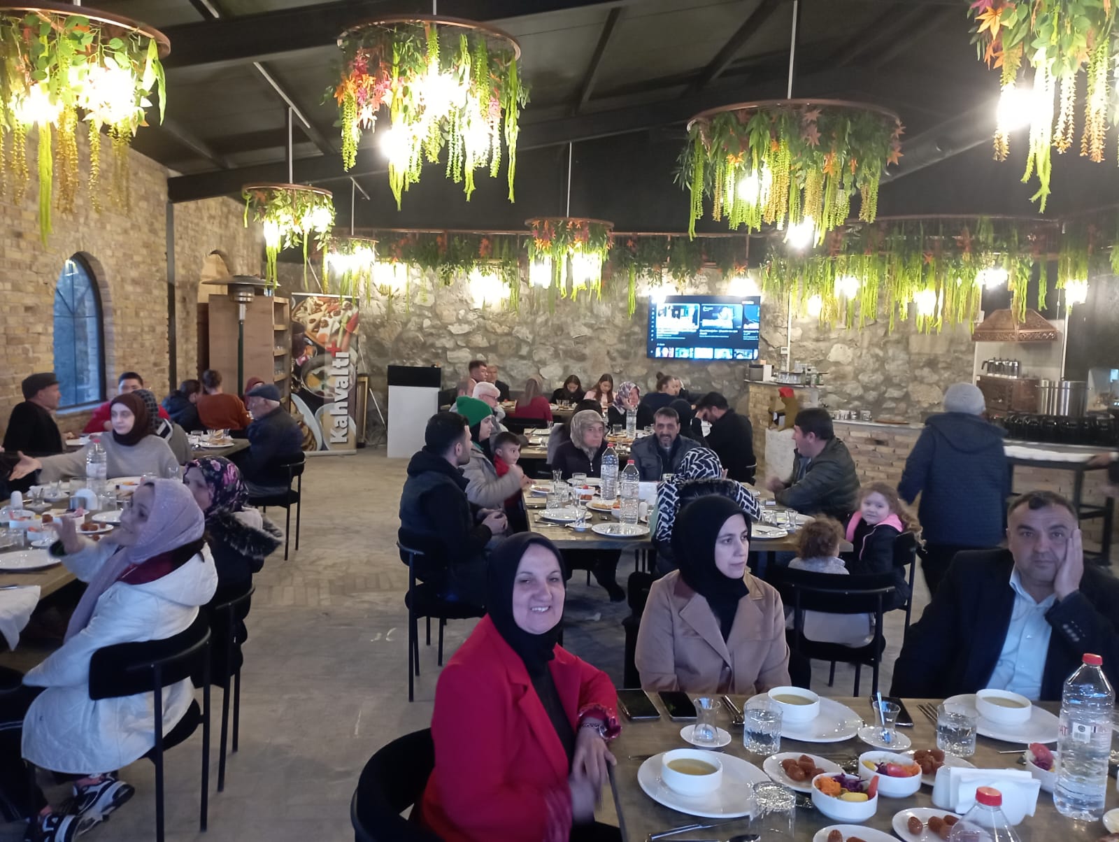 Gönül Dostları Yine iftar sofrasında bir araya geldi