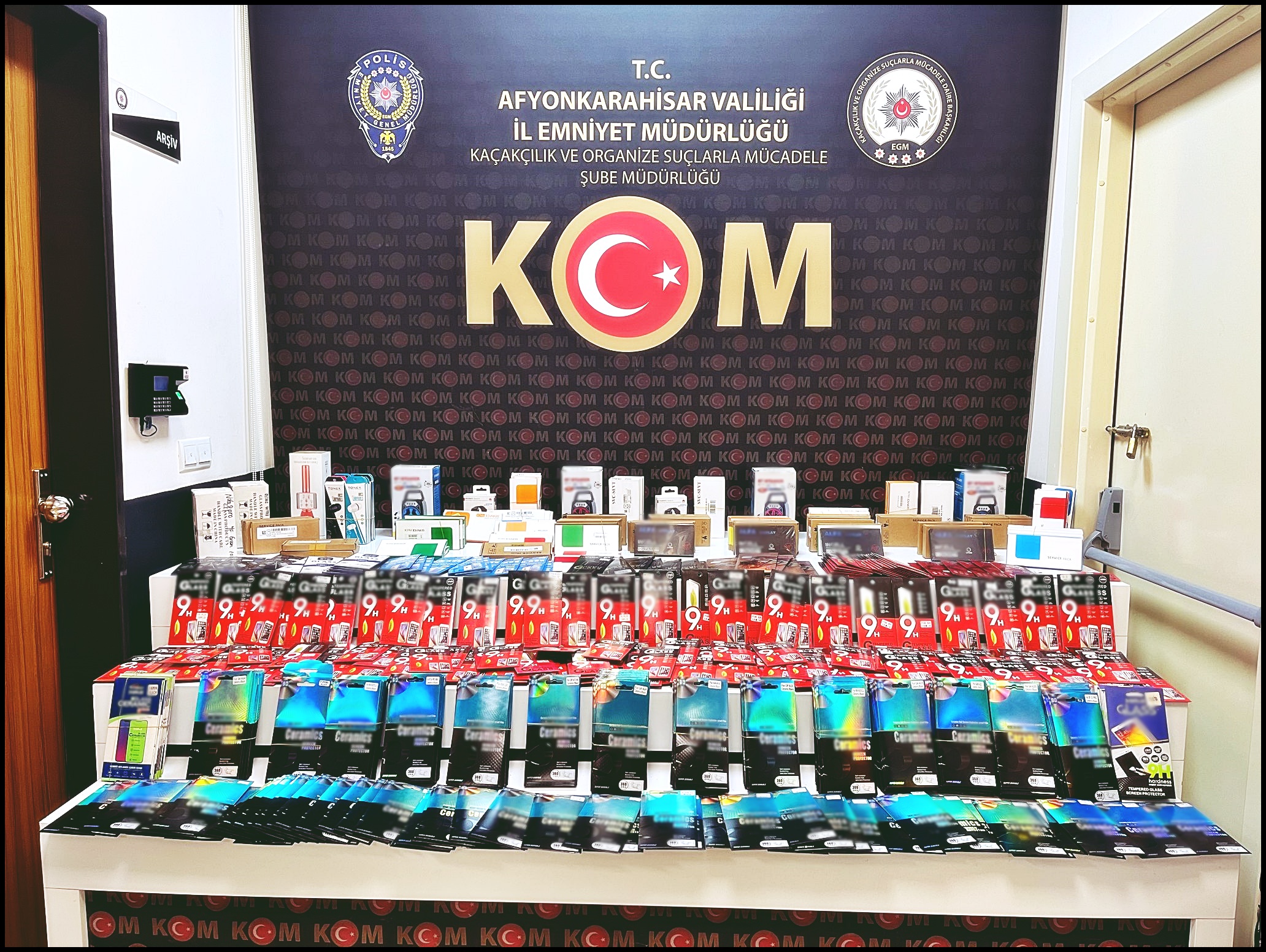 Gümrük kaçağı sigaralara el konuldu