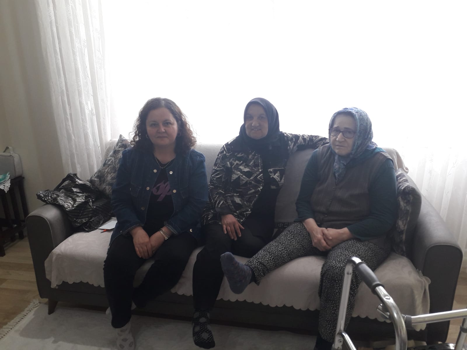 Engelli Karaçor yollarının yapılmasını istiyor
