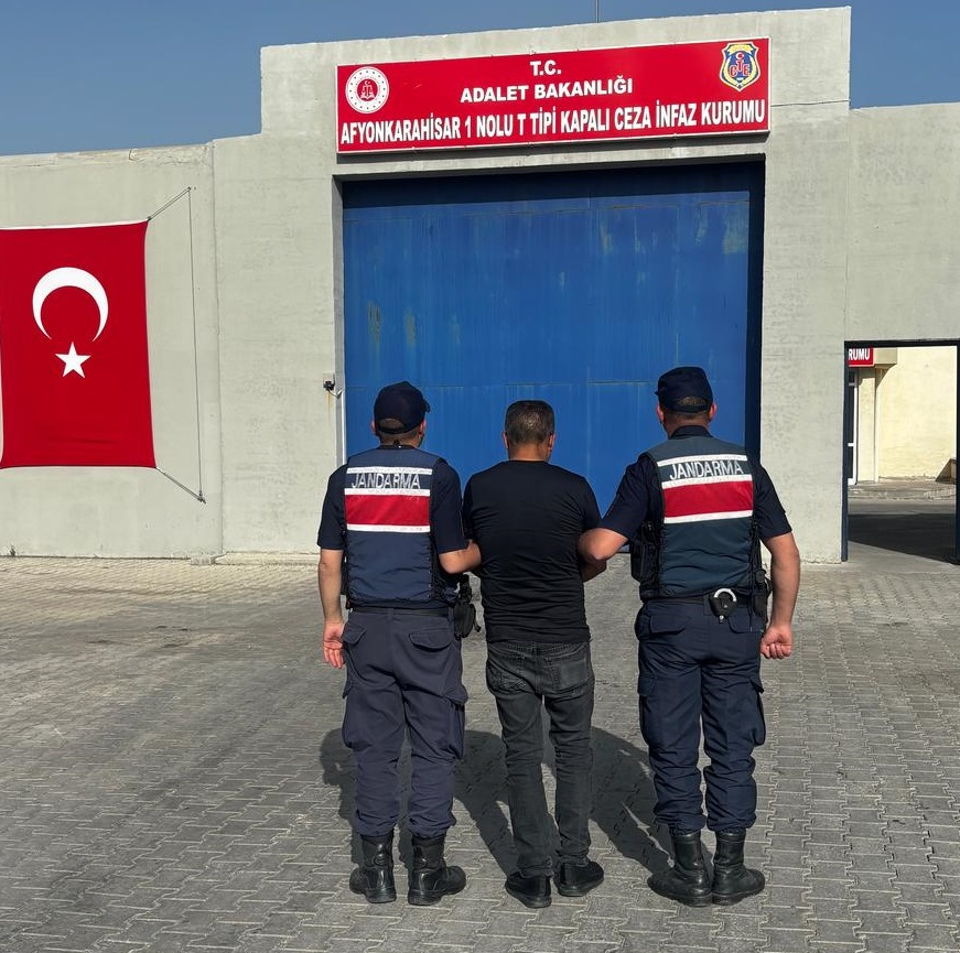 12 yaş altı küçük mağdura cinsel istismar yaptı
