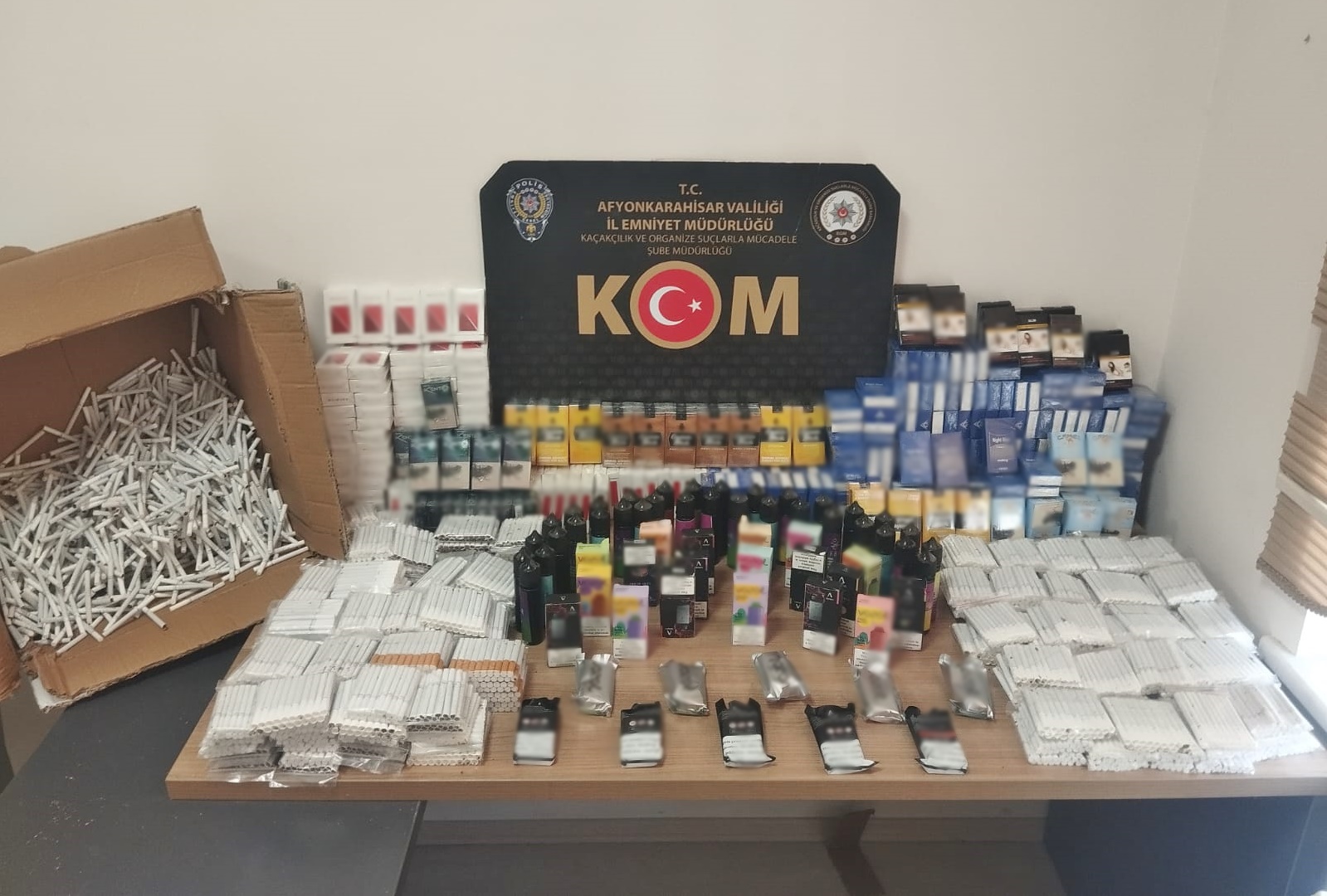 Emniyet Kaçak tütün ve mamüllerini ele geçirdi
