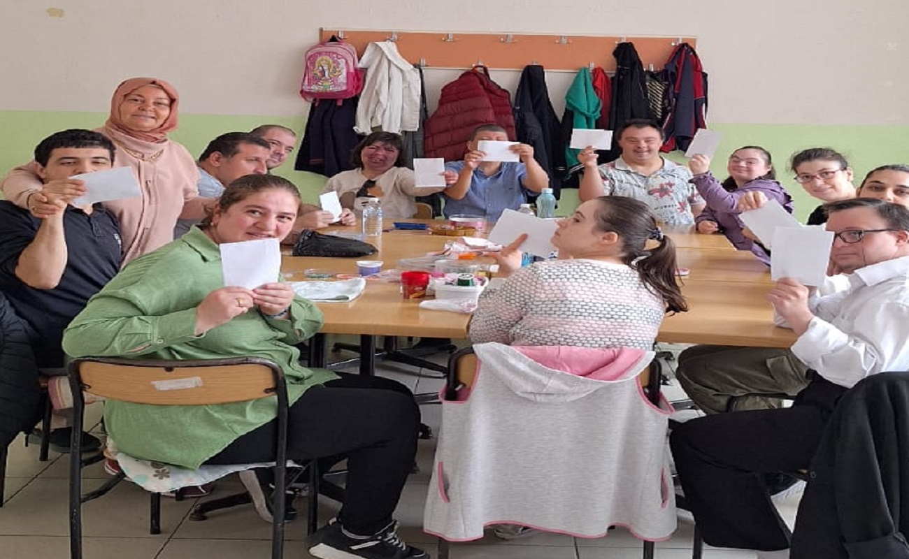 Hem uğraşıyorlar hem kazanıyorlar
