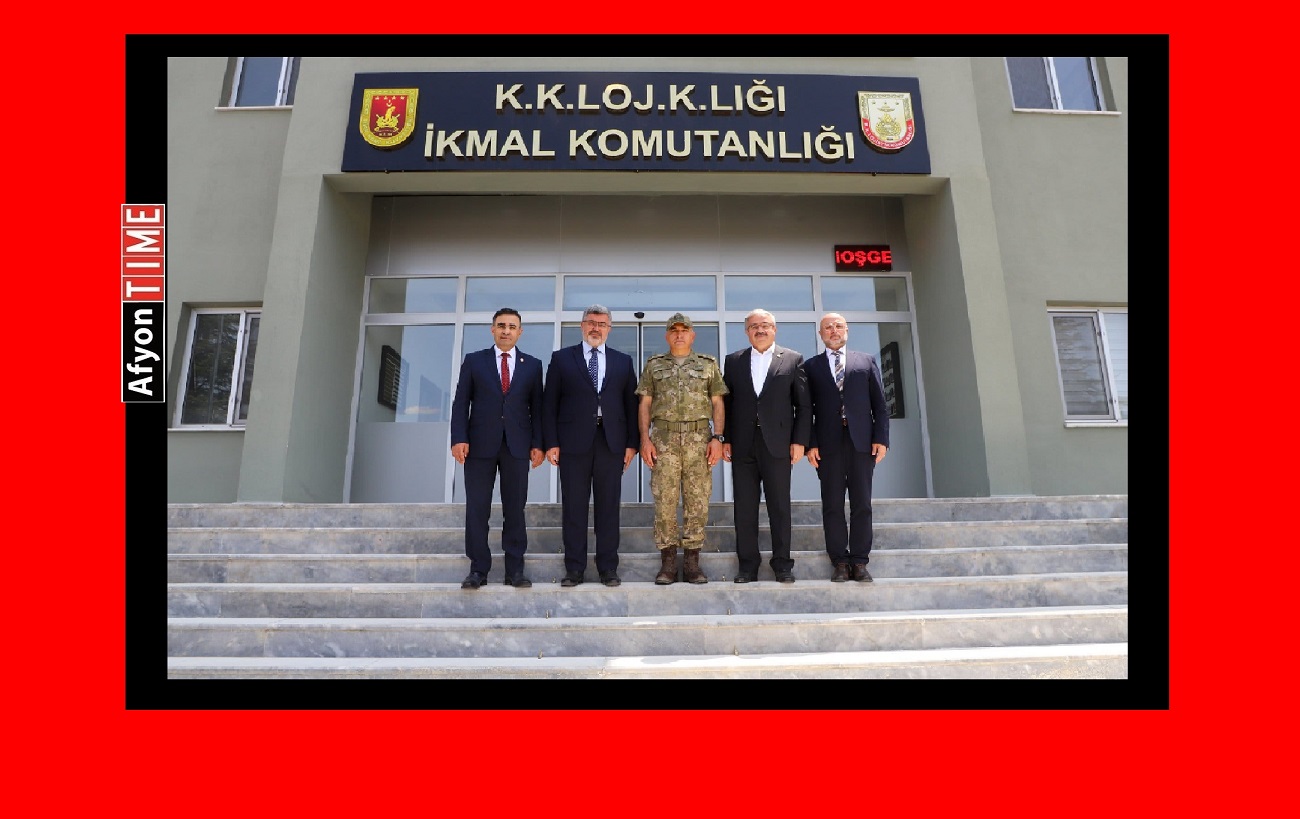 Ak Parti heyeti her kesimle istişare yapıyor