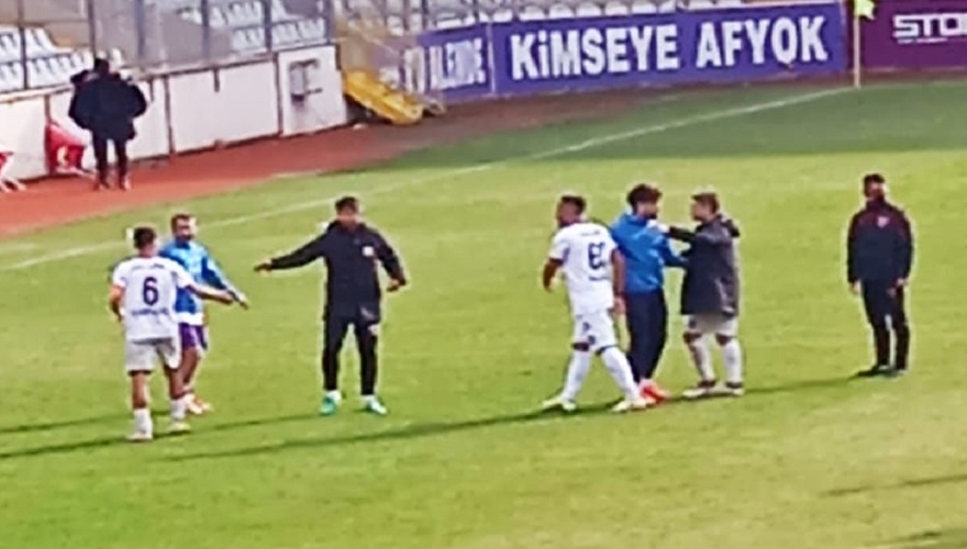 AfjetAfyonspor, KahramanmaraşSpor a nefes aldırmadı 7-0