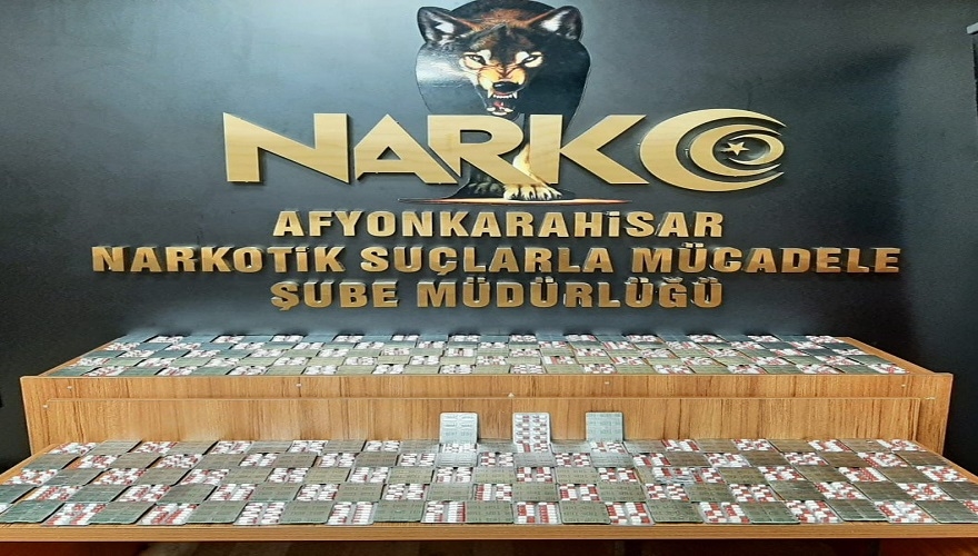 Narkotik ekipleri Afyonda operasyonda yakaladı