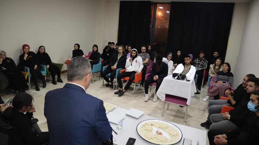 Başkan Koyuncu gençlik meclisi üyeleriyle toplantı yaptı