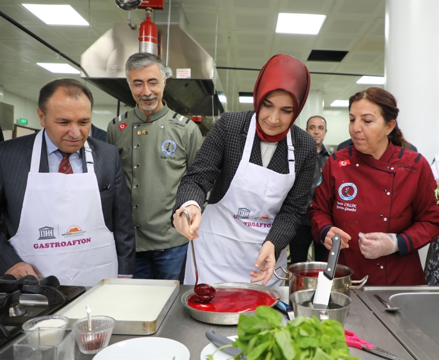 Vali Yiğitbaşı Aşçılık atölyesini ziyaret etti