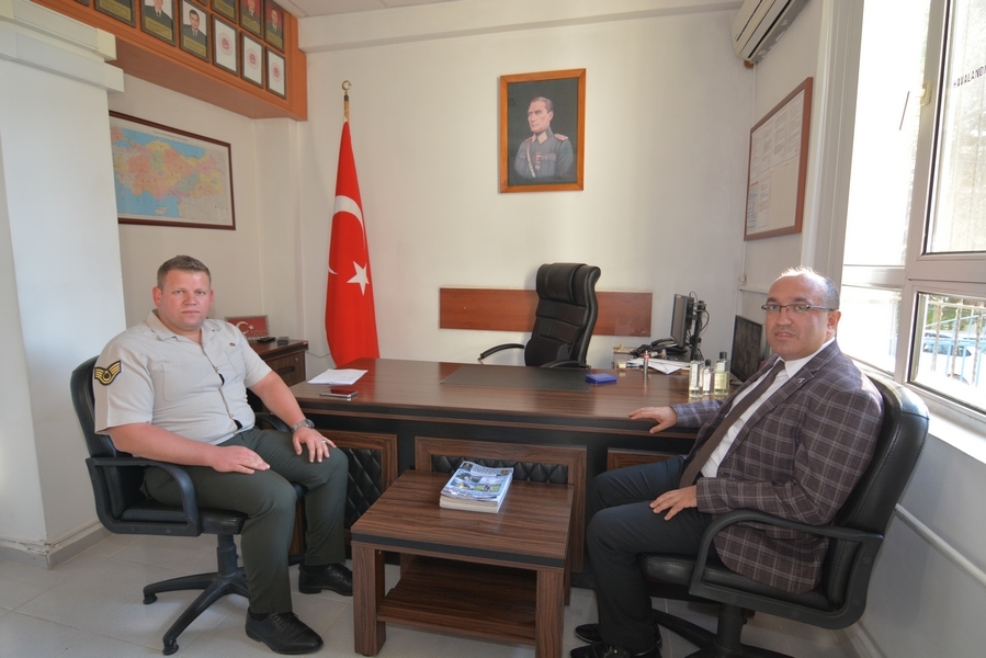 Başkan dr. Mustafa Çöl’den askerlik şubesine ziyaret
