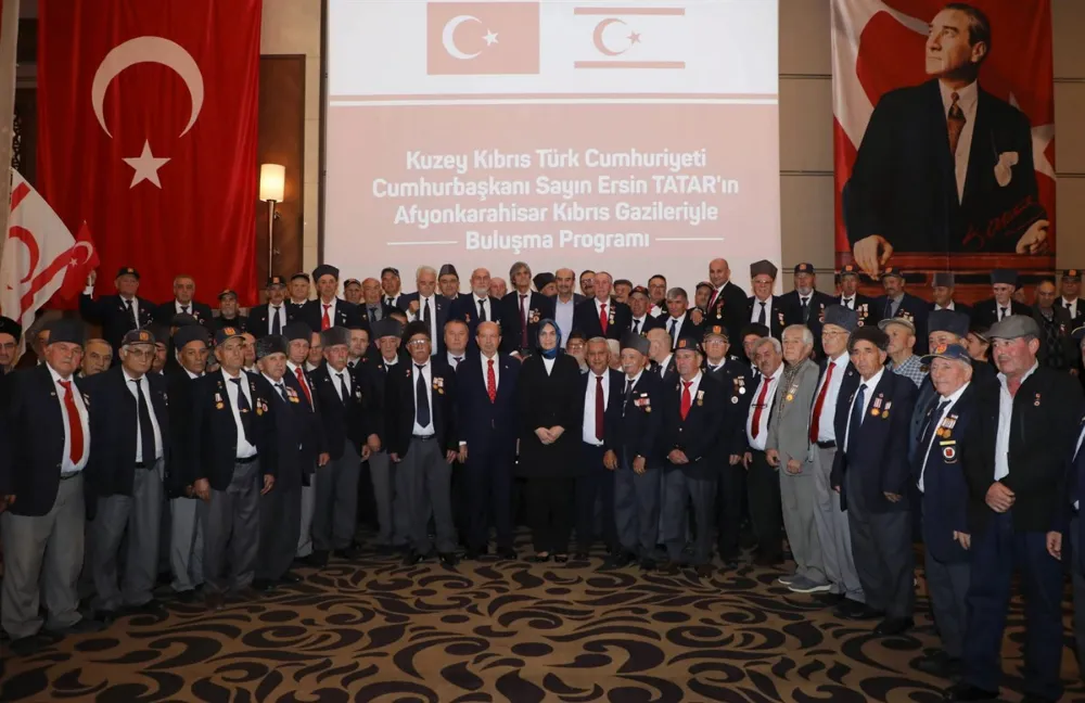 Cumhurbaşkanı Tatar Kıbrıs gazileri ile bir araya geldi