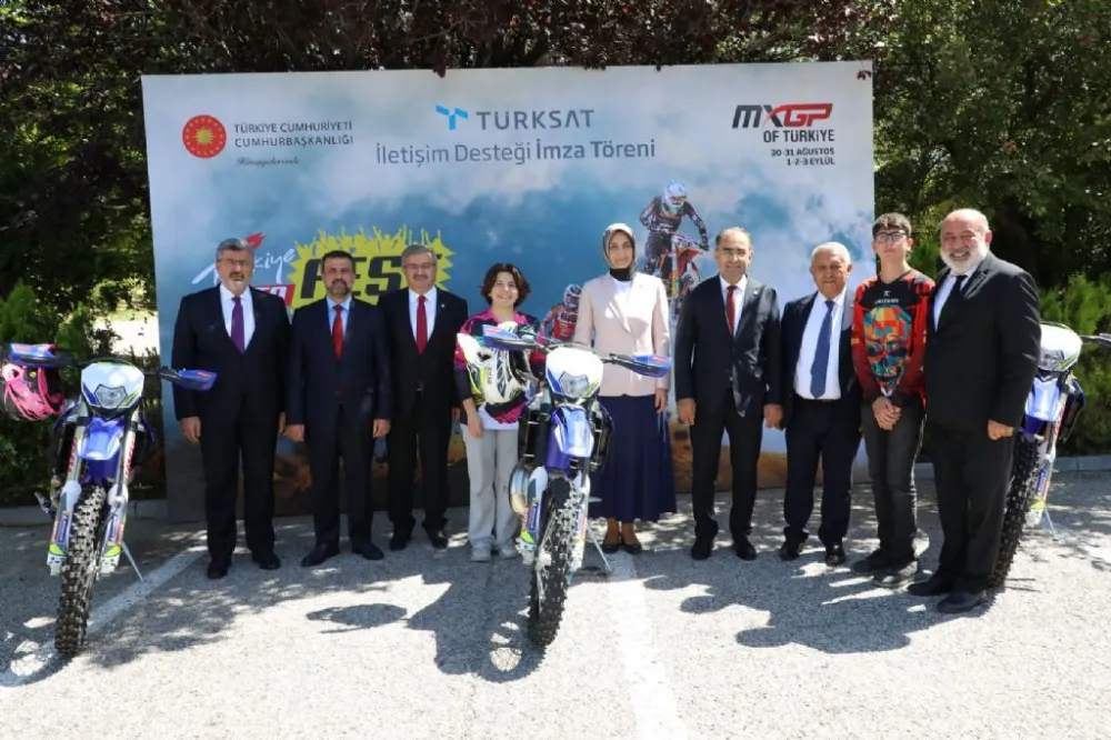 Organizasyonun ana sponsoru yine Türksat imzalar atıldı