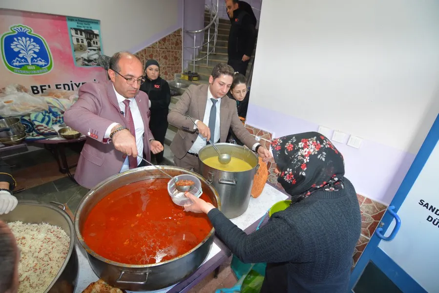 Ramazan ayının ilk iftar yemeği başkan dr. Mustafa Çöl’den