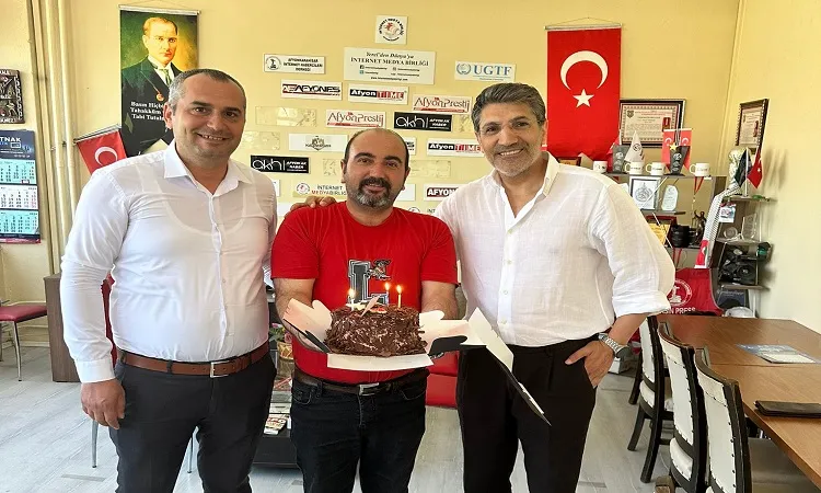 Özşahin’den bir taş ile iki kuş