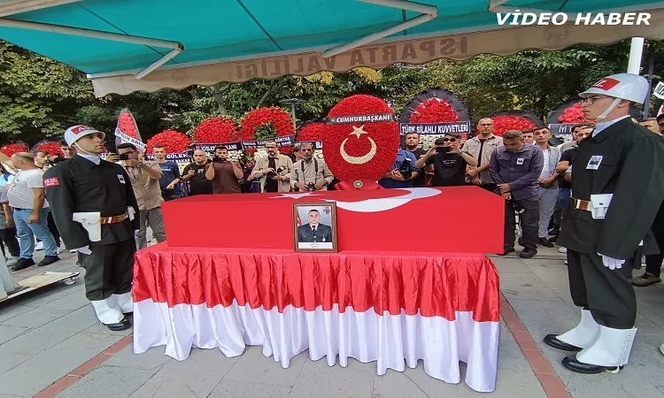 Şehit Uzman Çavuş Onur Çapan Gözyaşları İçinde Toprağa Verildi